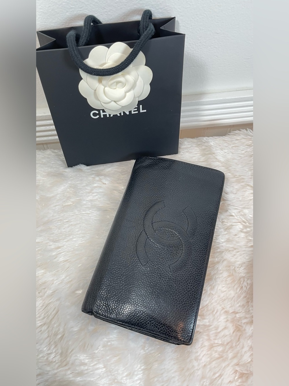 Chanel Authentic Caviar Wallet w/CALLOUTS - Picture 14 of 14